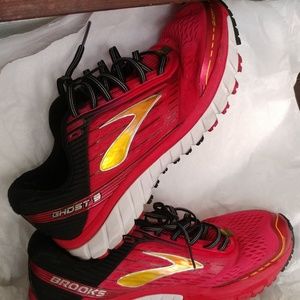 Brooks Ghost 9